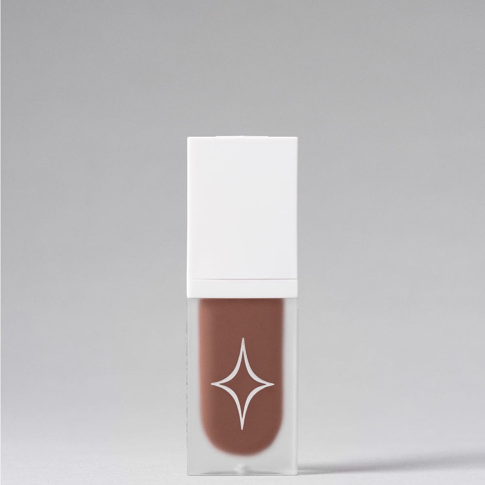 Half magic beauty mouth cloud soft matte lip NIB in magic brownie